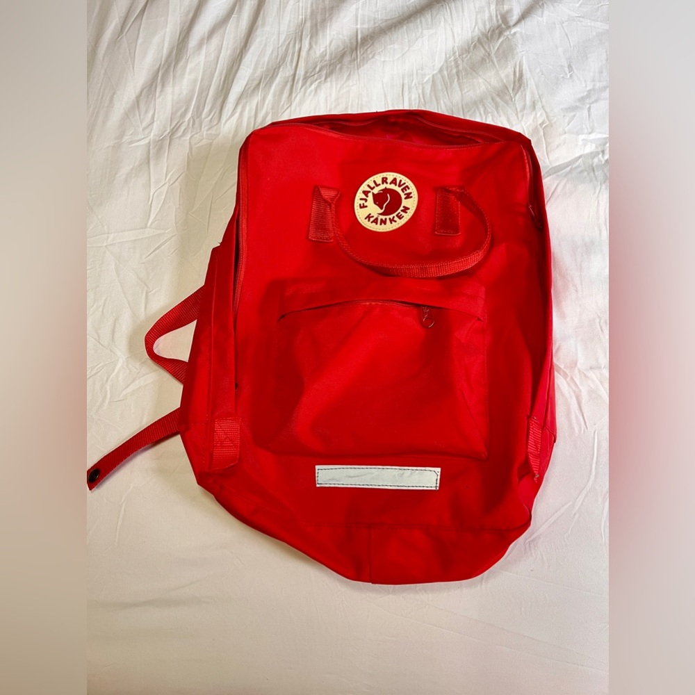 fjallraven kanken backpack (red)